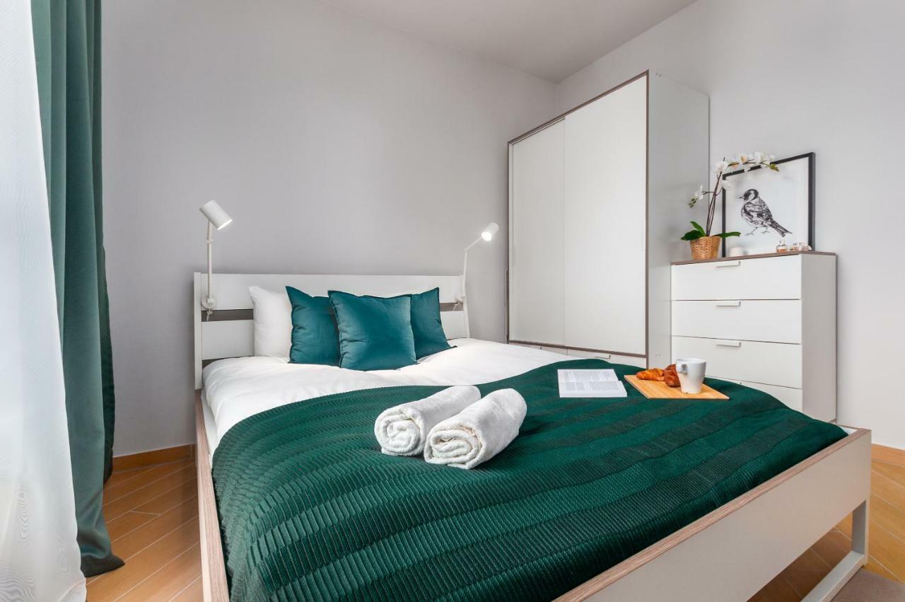 Apartments Jana Kazimierza 50 By Renters 바르샤바 외부 사진